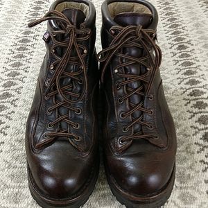 danner explorer boots